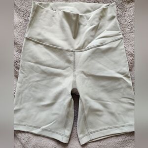 TnaBUTTER Atmosphere Hi-Rise Biker Short